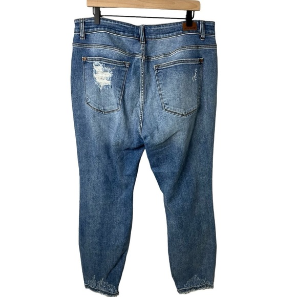 Judy Blue Destroyed Light Wash Boyfriend Jeans Size 16W Style JB82170LT - Picture 4 of 6